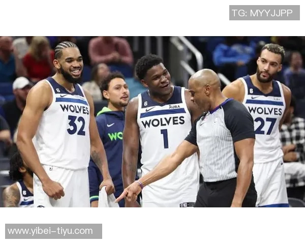 华子分享被唐斯隔扣经历感叹对手身材壮硕高度优势需团队支援