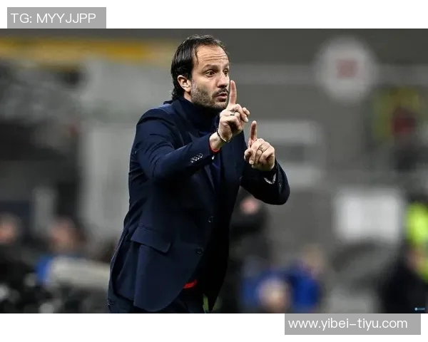 斯基拉透露因西涅愿加盟拉齐奥年薪120万欧合同至2027年